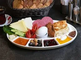KAHVALTI KÖŞESİ